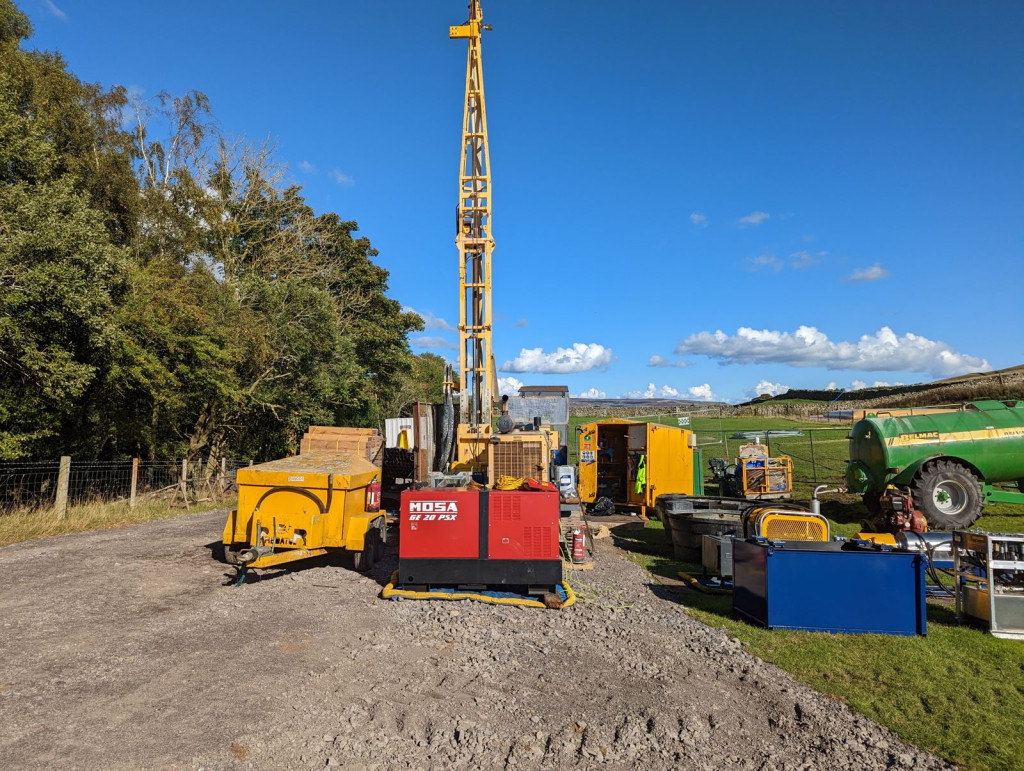 Drilling rig on a Magnum GSI ground investigation site